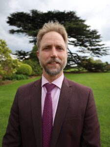 Mr Regan Schreiber